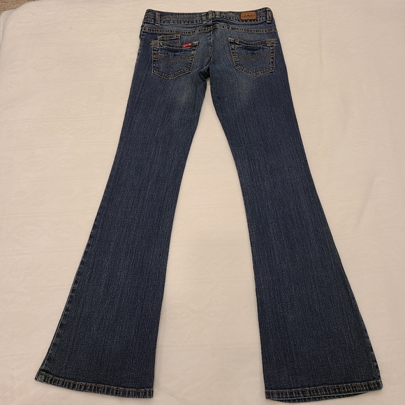 Jag/ Jean - Picture 2 of 9